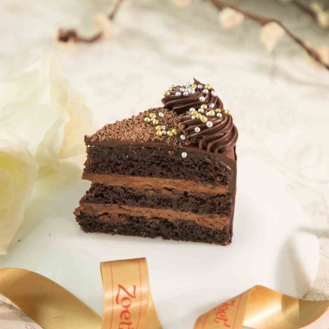 Belgian Chocolate Truffle Cake (Eggless)