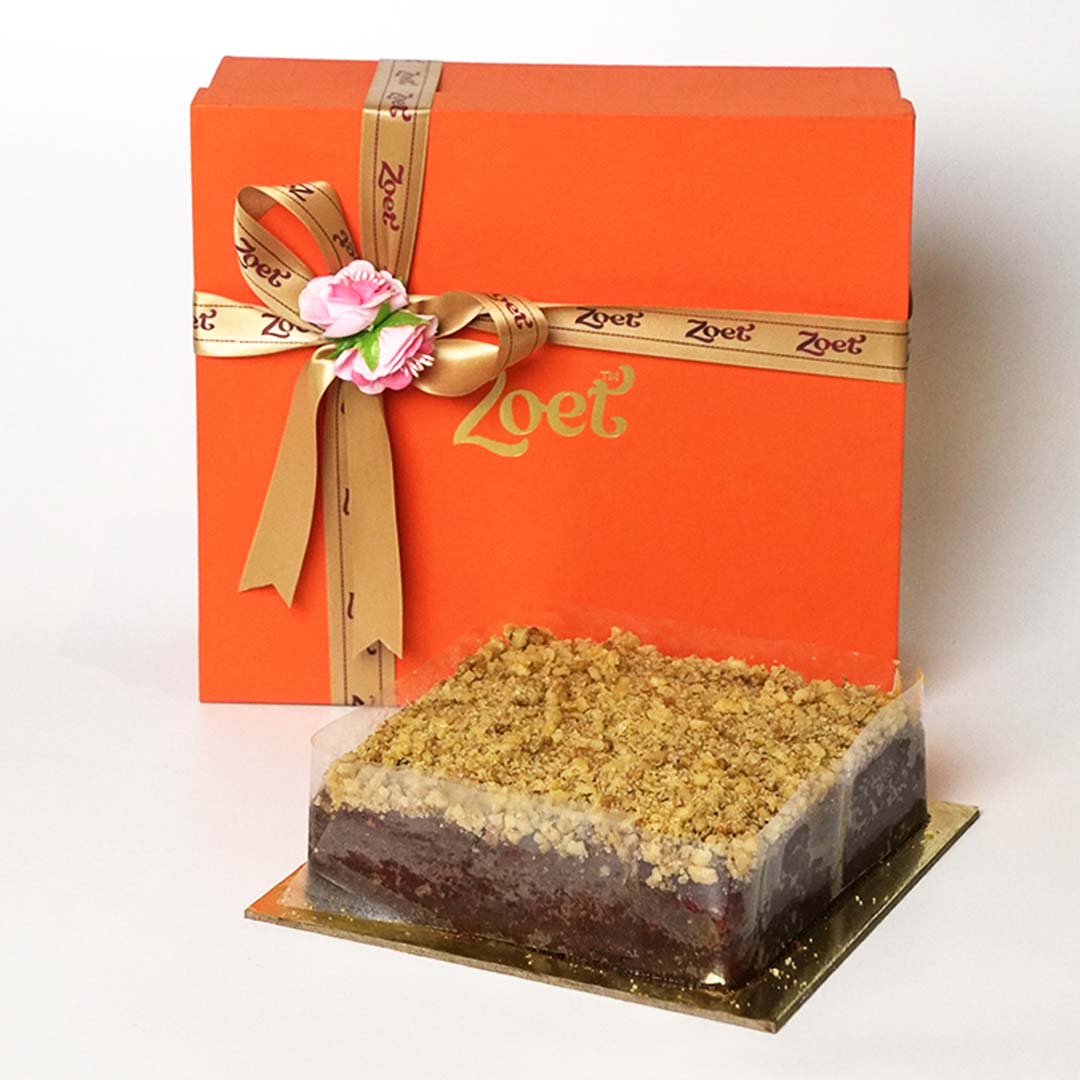 Date and Walnut Cake (Eggless) Gift Box - 1kg