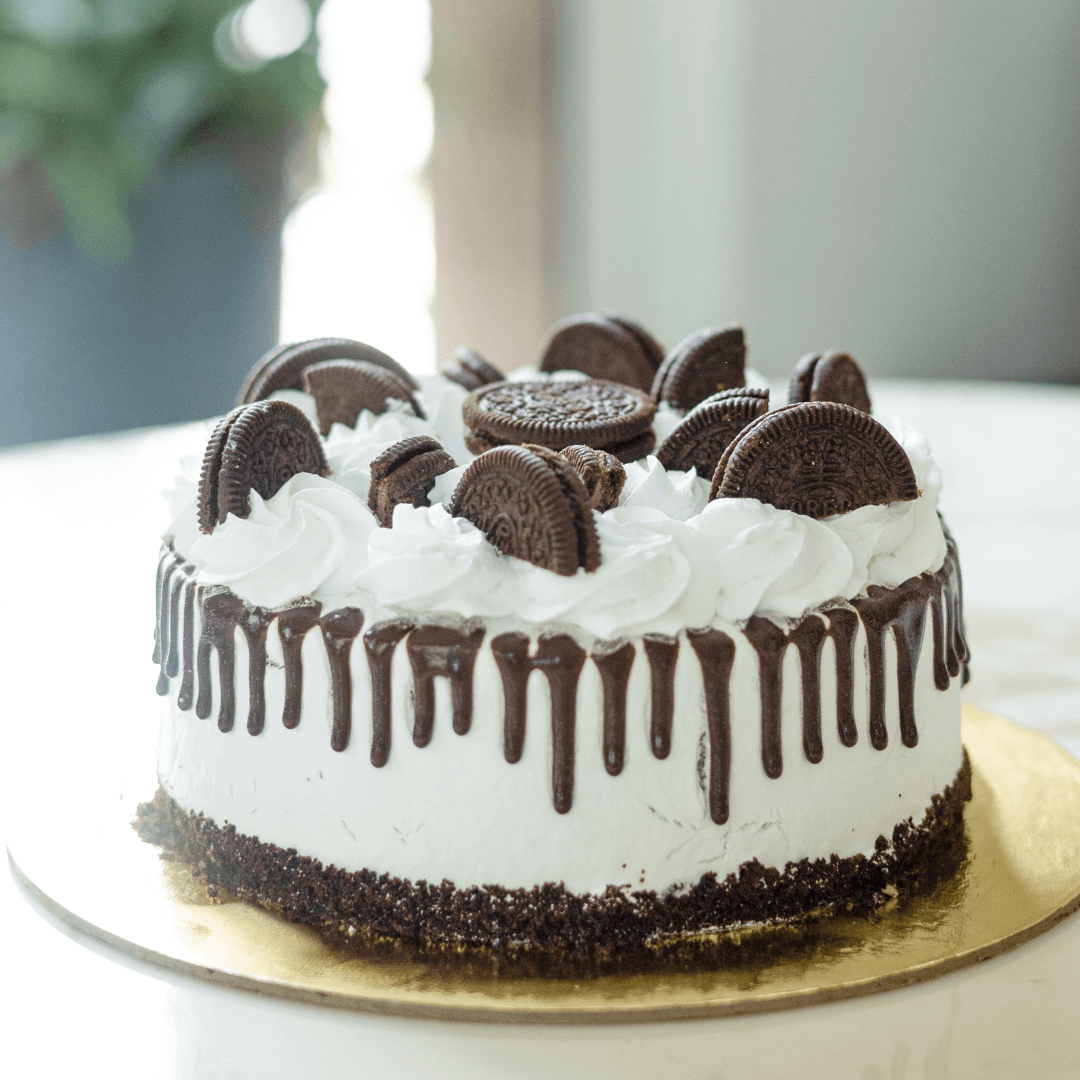 Chocolate Oreo Ice Cream Celebration Cake (Eggless)